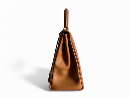 Hermès Box Kelly 28 in Natural with Gold Hardware