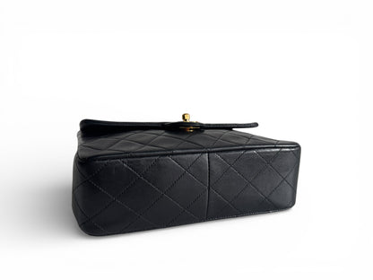 CHANEL Lambskin Quilted Small Single Flap