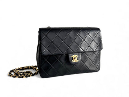 CHANEL Lambskin Quilted Small Single Flap