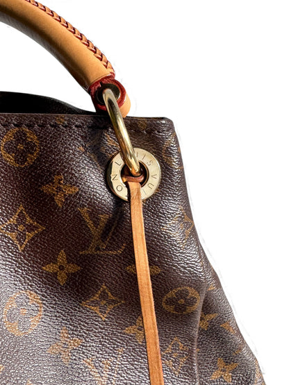 LOUIS VUITTON Monogram Artsy MM