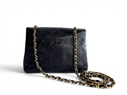 CHANEL Lambskin Quilted Small Single Flap
