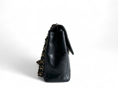 CHANEL Lambskin Quilted Jumbo Single Flap