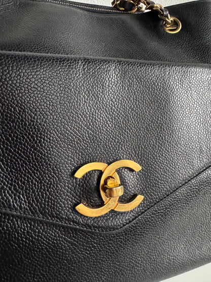 CHANEL Caviar Flap Shoulder Bag