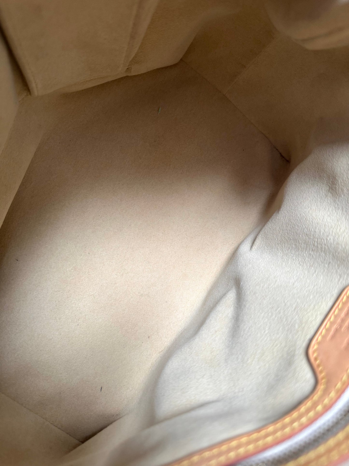 LOUIS VUITTON Damier Azur Hampstead PM