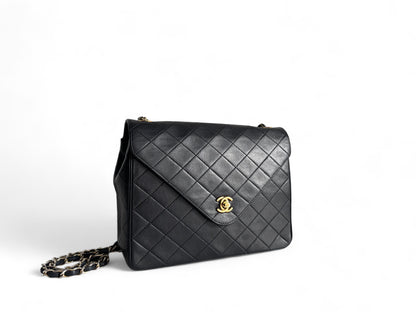 CHANEL Lambskin Diamond Stitch Envelope Single Flap