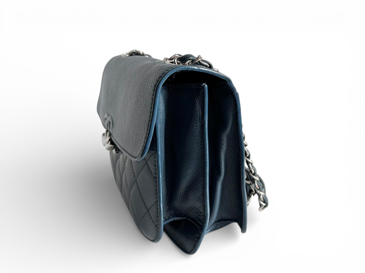 CHANEL Caviar Quilted CC Box Flap