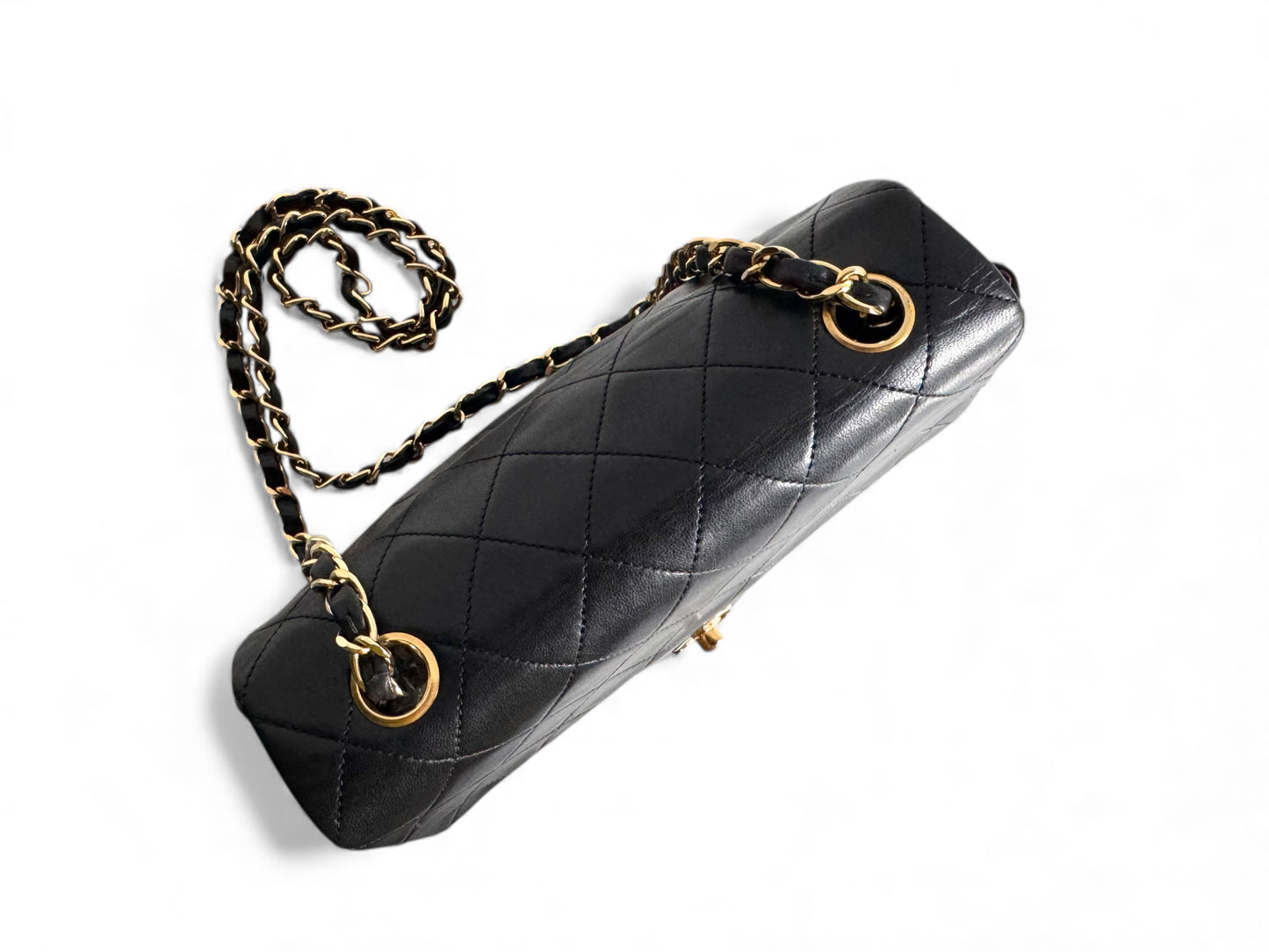 CHANEL Lambskin Quilted Small Single Flap