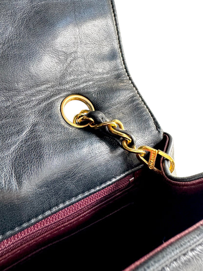 CHANEL Classic Lambskin Single Flap