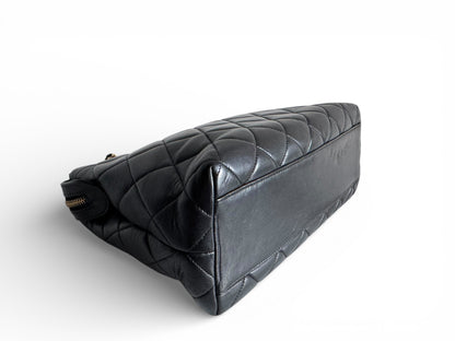 CHANEL Lambskin Quilted Shoulder Bag