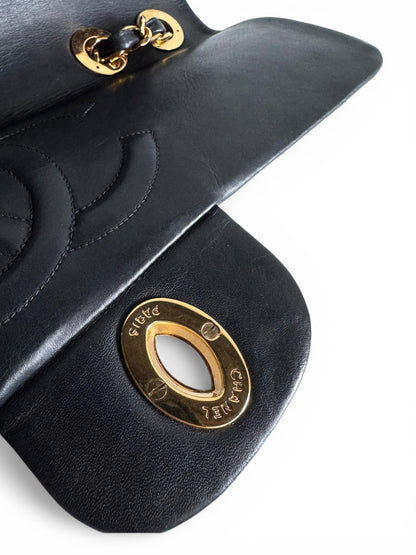 CHANEL Lambskin Quilted XL Jumbo Single Flap Bag