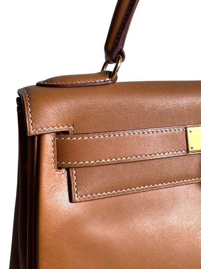 Hermès Box Kelly 28 in Natural with Gold Hardware