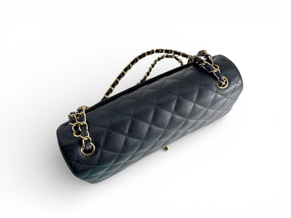 CHANEL Caviar Quilted Jumbo Double Flap
