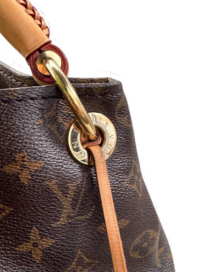 LOUIS VUITTON Monogram Artsy MM