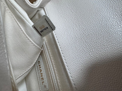 CHANEL Caviar Quilted Small Business Affinity Flap