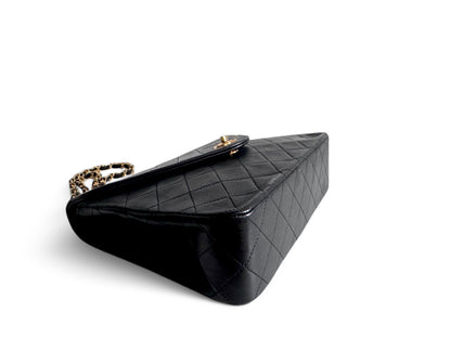 CHANEL Lambskin Diamond Stitch Envelope Single Flap