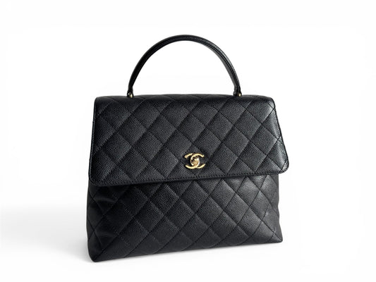 CHANEL Caviar Quilted Jumbo Kelly Flap