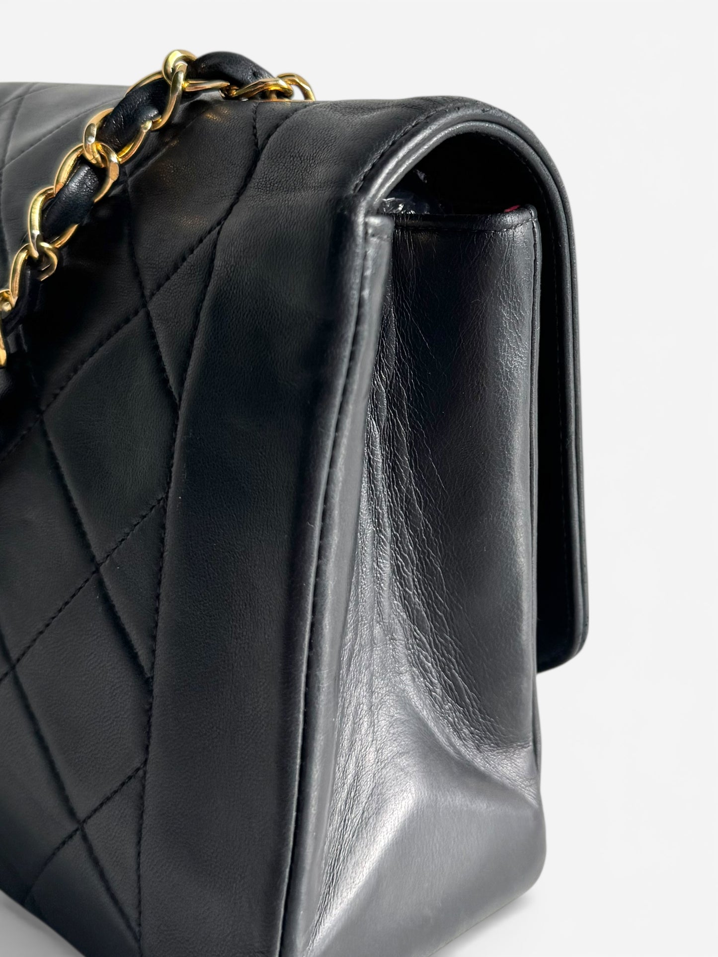 CHANEL Lambskin Diana Quilted Medium Single Flap