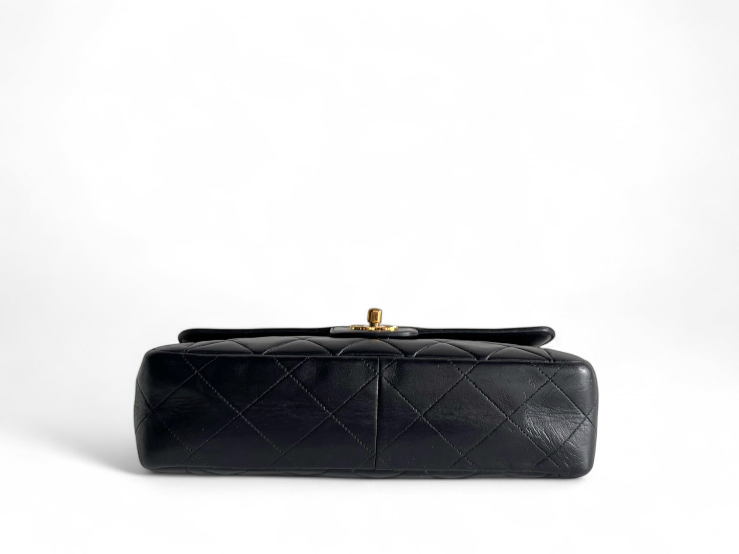 CHANEL Lambskin Quilted Medium Single Flap