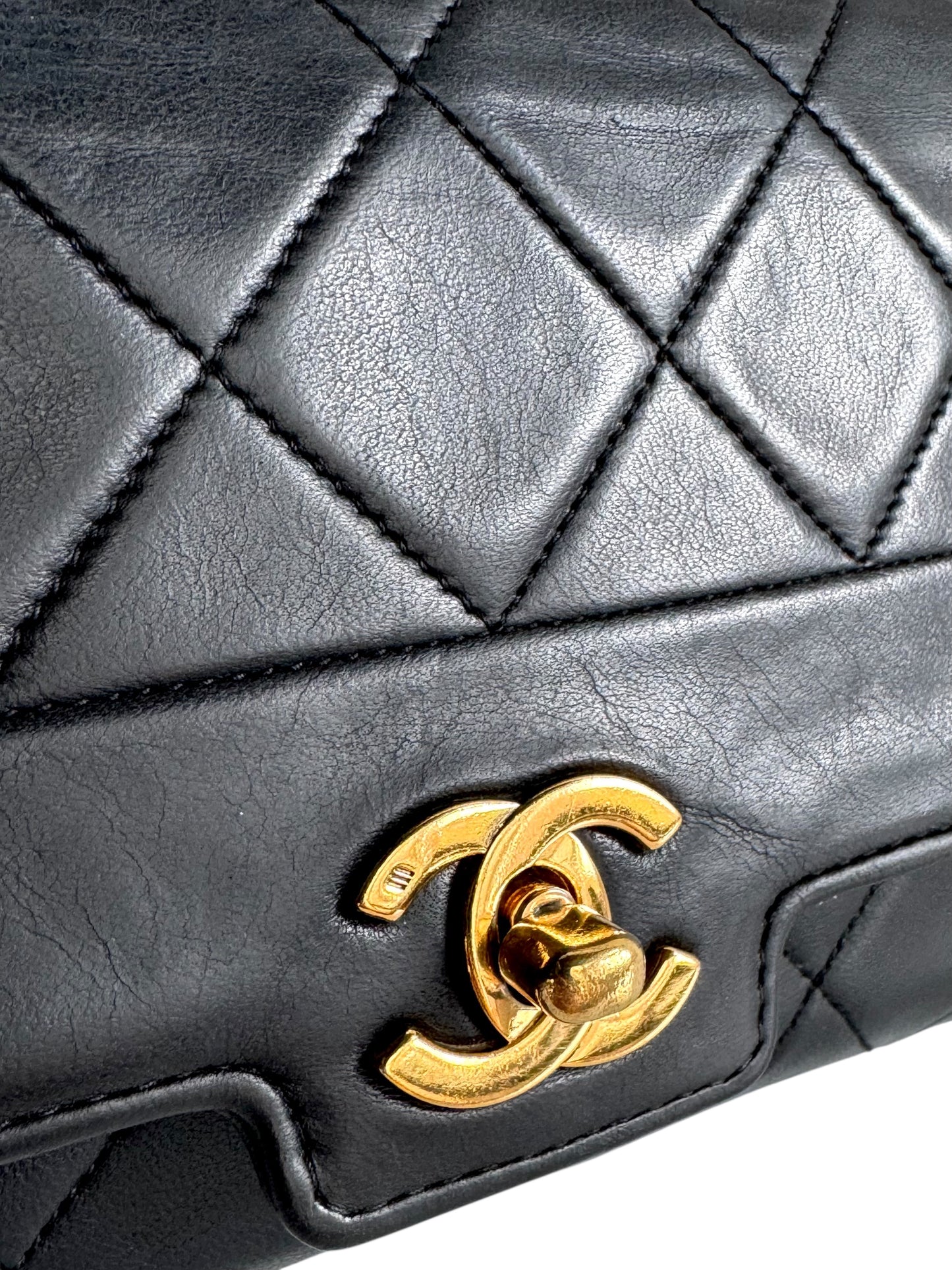CHANEL Vintage Lambskin Small Diana Flap Bag