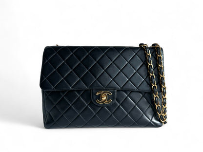 CHANEL Lambskin Quilted Jumbo Single Flap