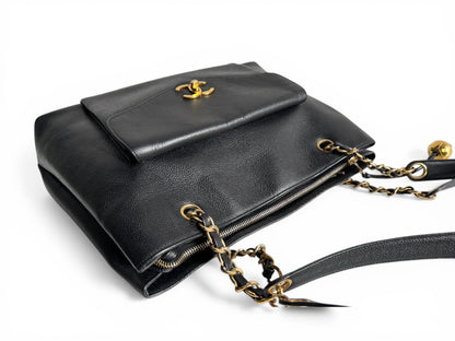 CHANEL Caviar Flap Shoulder Bag
