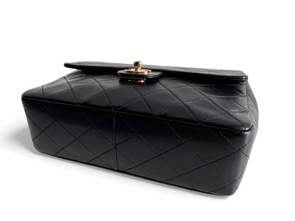 CHANEL Lambskin Quilted Small Single Flap