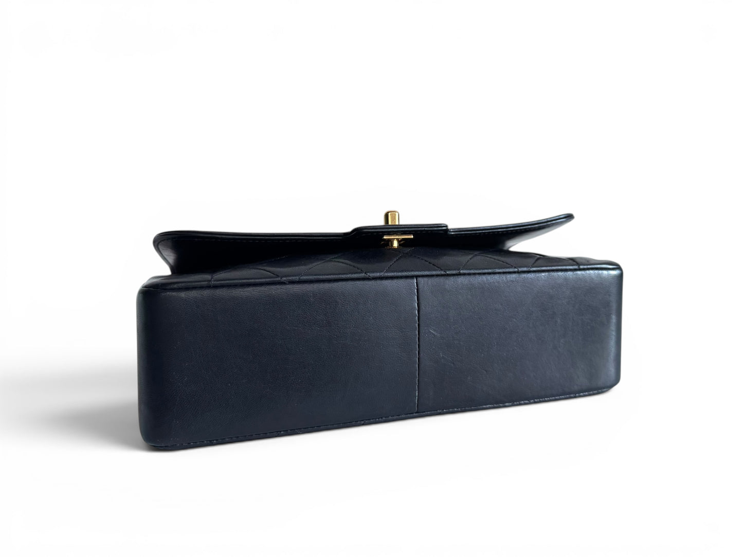 CHANEL Classic Lambskin Single Flap