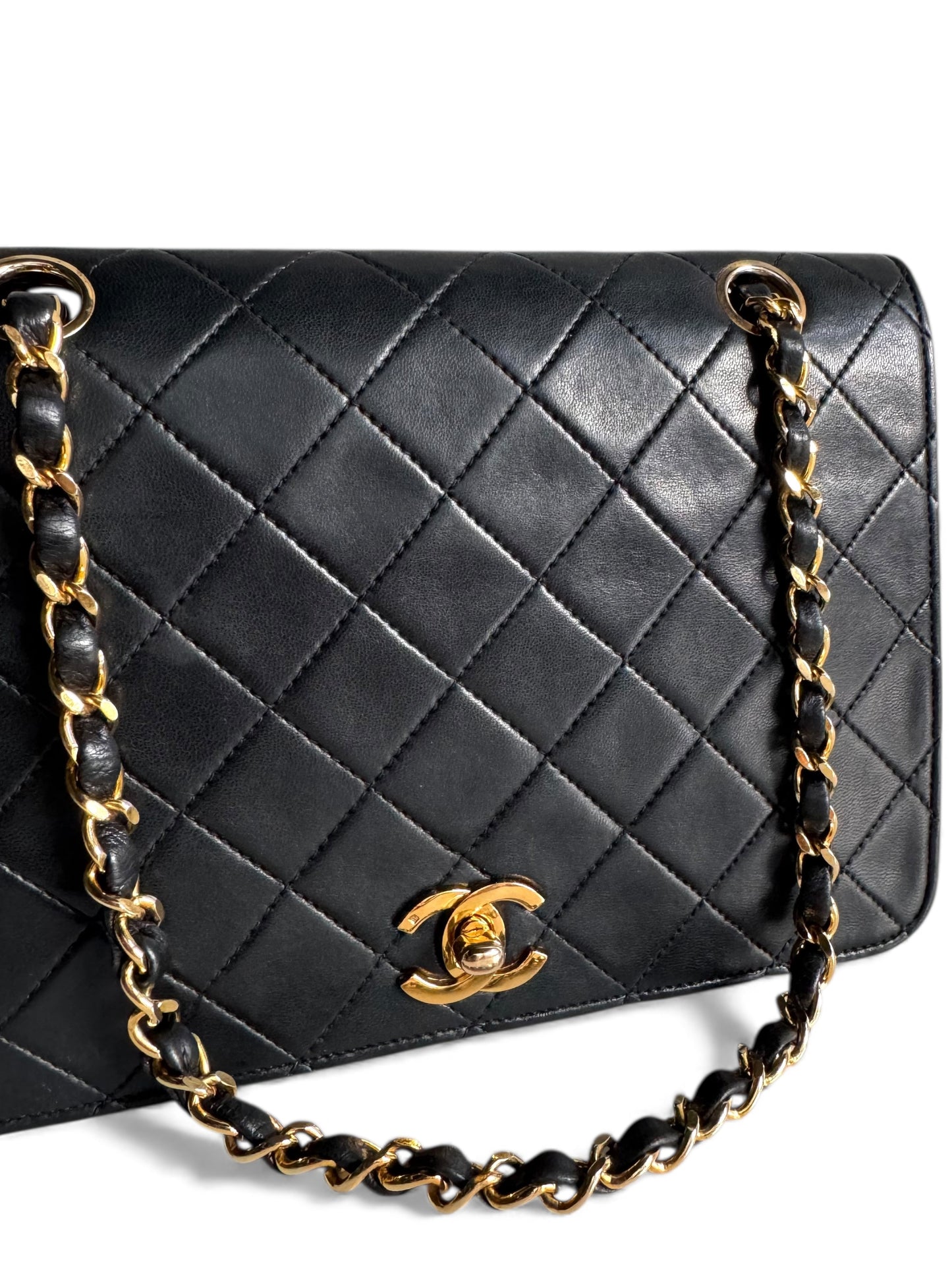 CHANEL Vintage Single Flap Bag Black