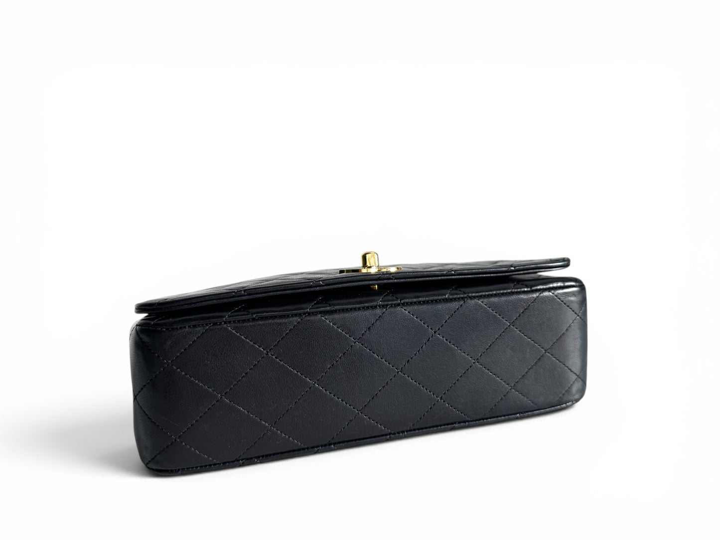 CHANEL Lambskin Vintage Single Flap Bag