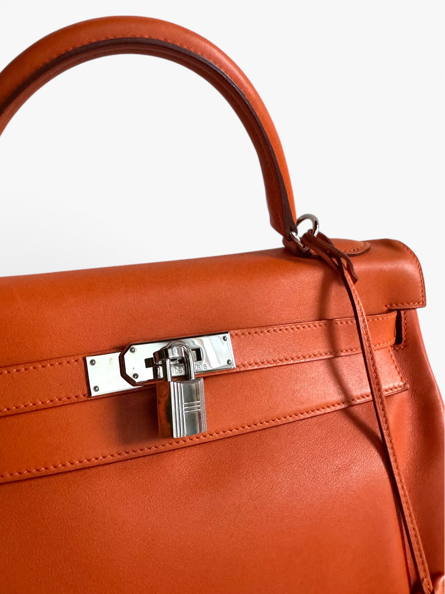 HERMÈS Kelly 32 Gulliver Orange