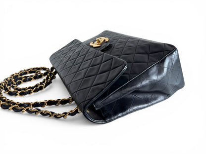 CHANEL Lambskin Quilted XL Jumbo Single Flap Bag