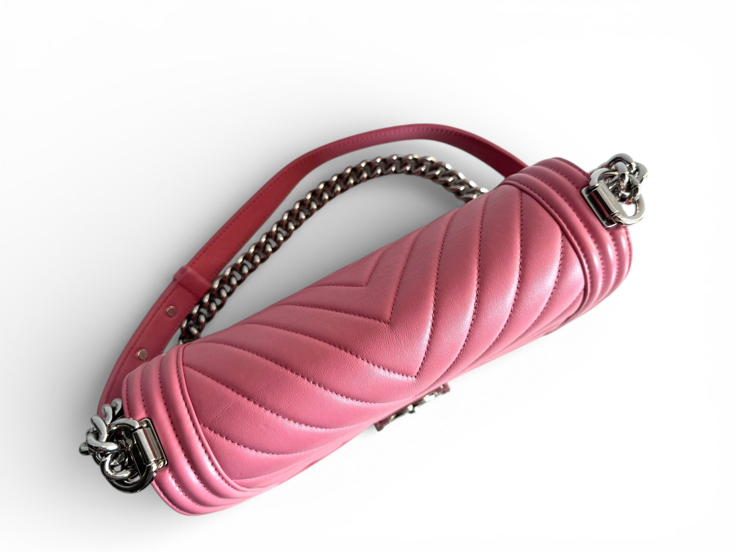 CHANEL Lambskin Chevron Quilted Medium Boy Flap