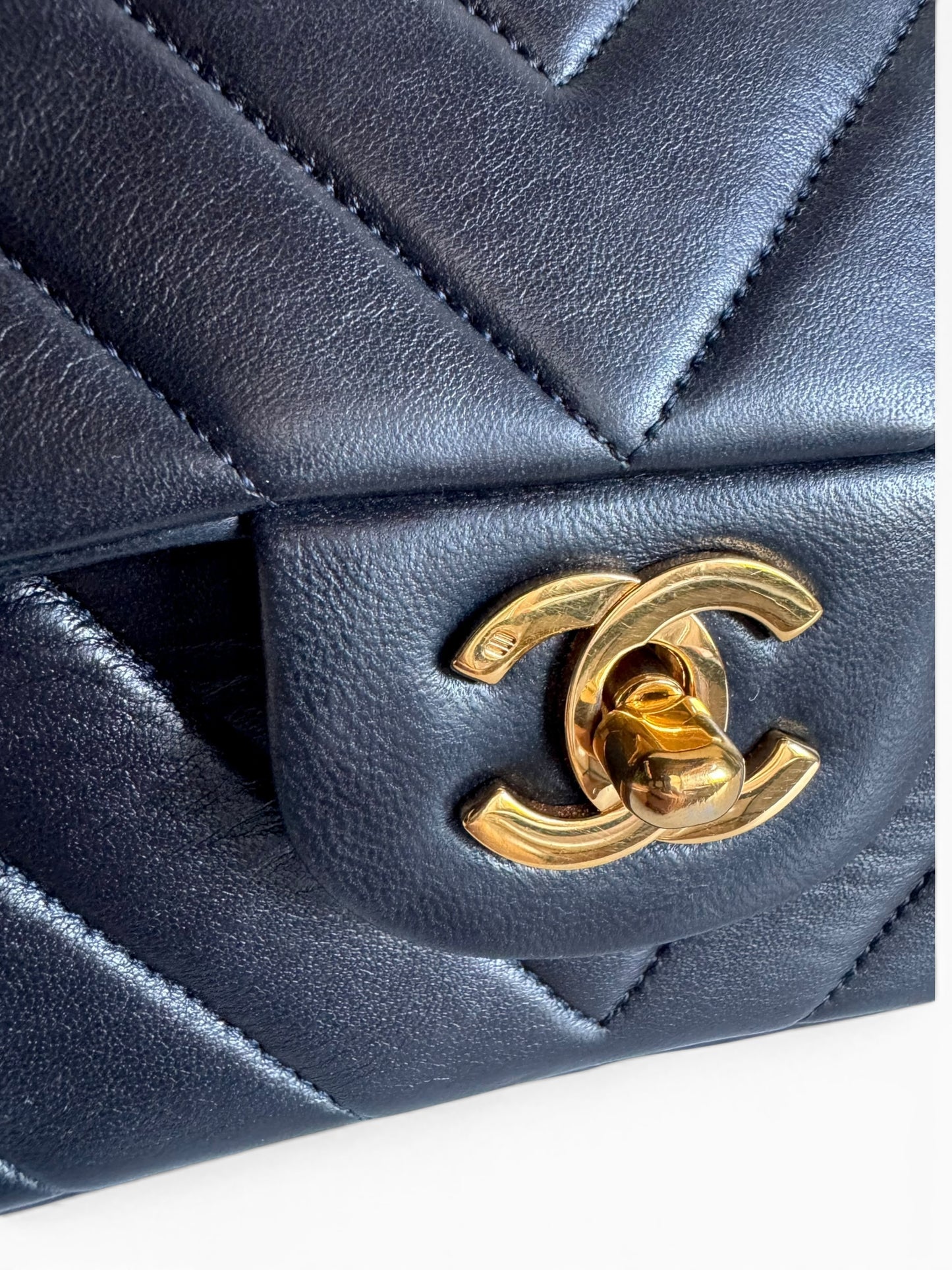 CHANEL Lambskin Chevron Medium Double Flap Bag