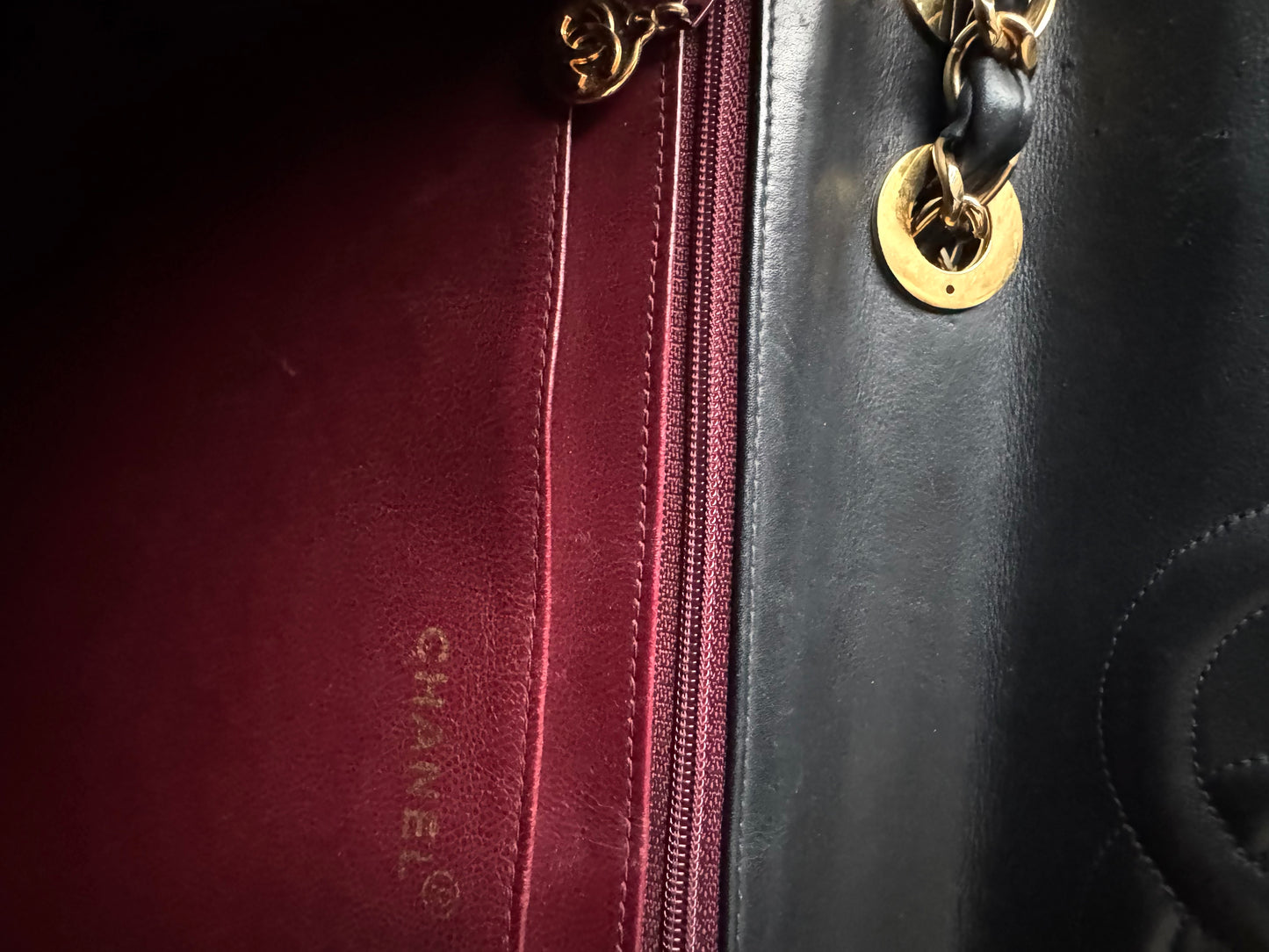 CHANEL Lambskin Quilted XL Jumbo Single Flap Bag