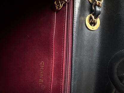 CHANEL Lambskin Quilted XL Jumbo Single Flap Bag