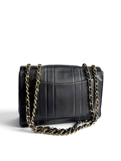 CHANEL Lambskin Vertical Quilt Jumbo Single Flap