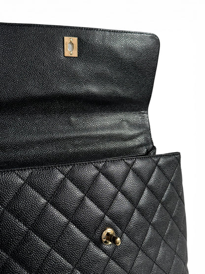 CHANEL Caviar Quilted Jumbo Kelly Flap