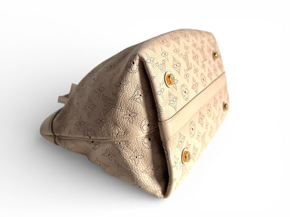 LOUIS VUITTON Mahina Cirrus PM