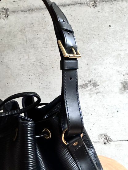 LOUIS VUITTON Epi Petit Noe