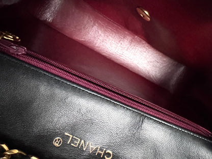 CHANEL Lambskin Diamond Stitch Envelope Single Flap