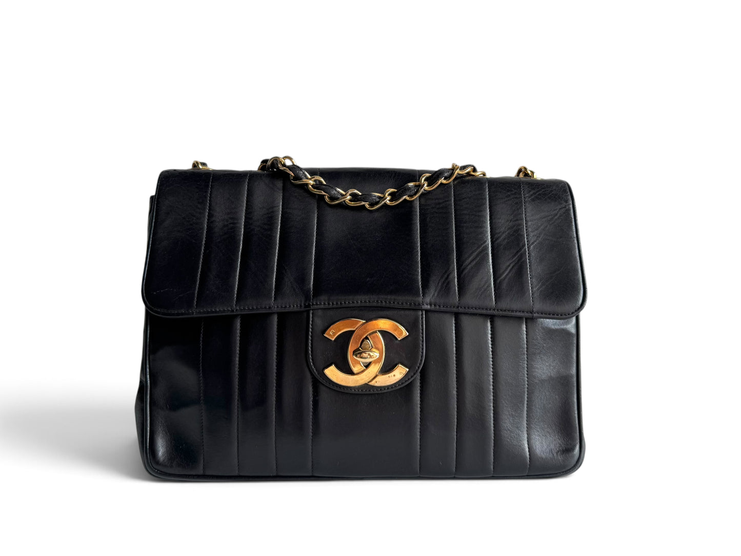CHANEL Lambskin Vertical Quilt Jumbo Single Flap