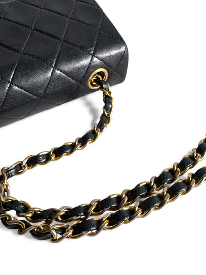 CHANEL Lambskin Quilted Small Single Flap