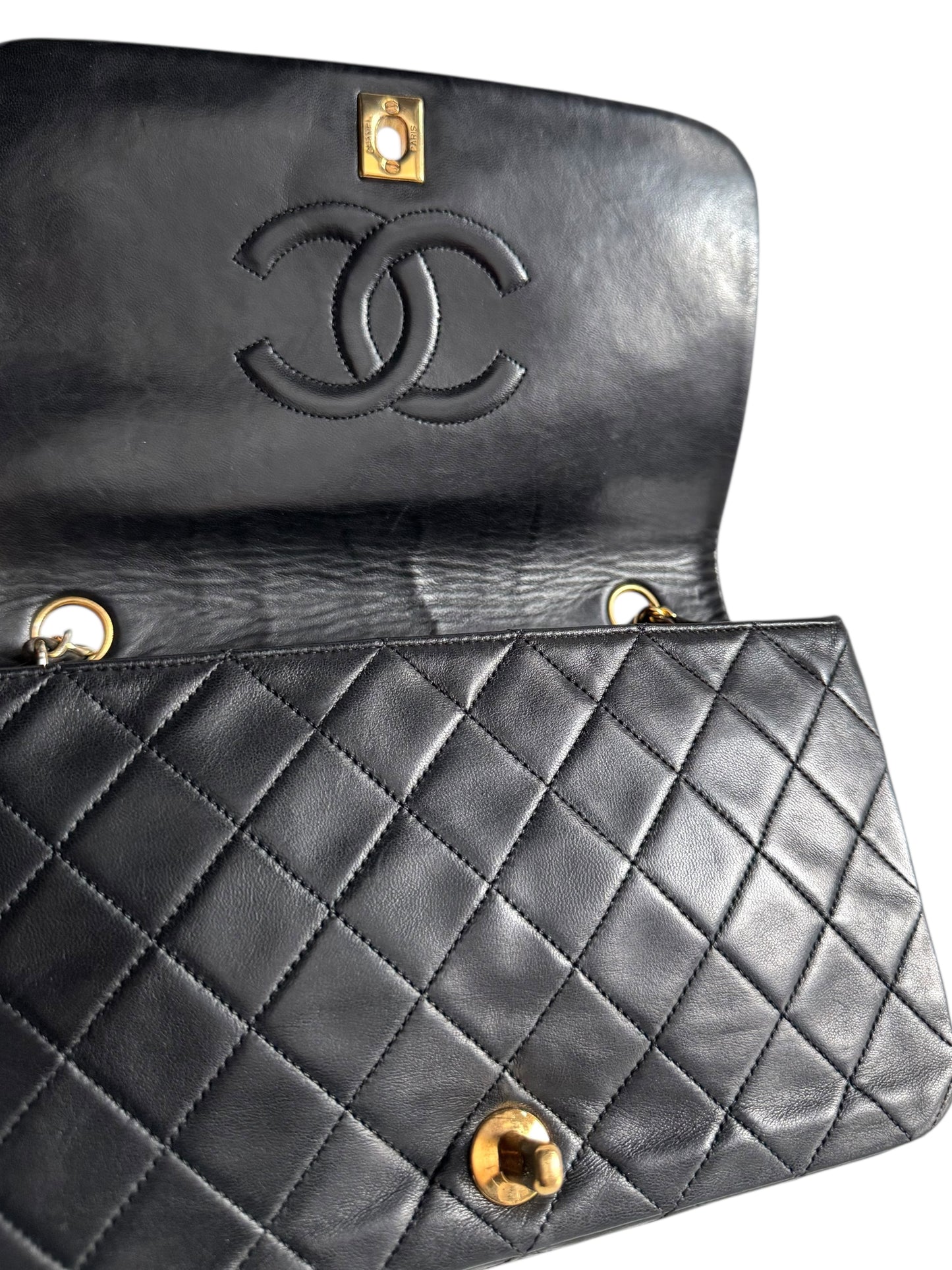 CHANEL Lambskin Vintage Single Flap Bag