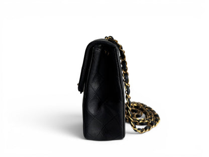 CHANEL Lambskin Quilted Small Single Flap