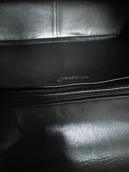 CHANEL Lambskin Quilted Jumbo Single Flap