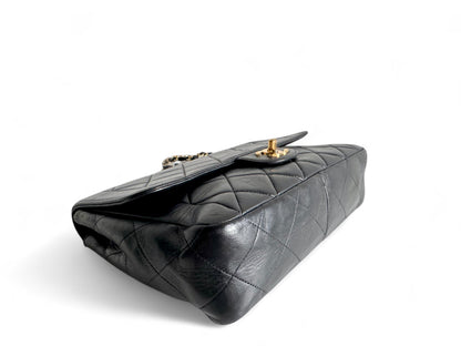 CHANEL Lambskin Quilted Medium Single Flap