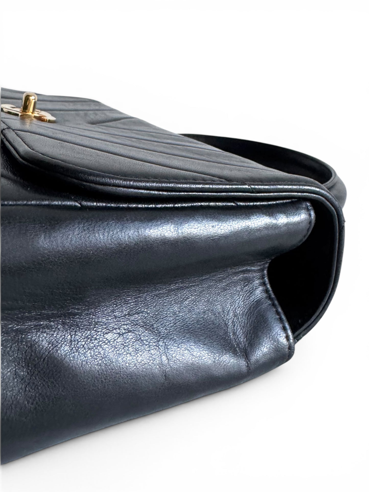 CHANEL Lambskin Chevron Quilted Kelly Flap