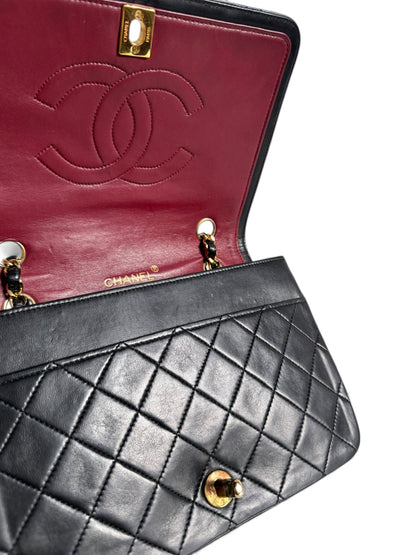 CHANEL Vintage Single Flap Bag Black
