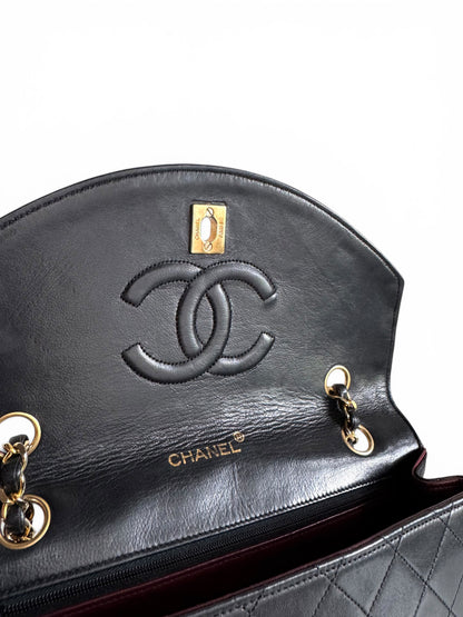 CHANEL Lambskin Quilted Medium Single Flap