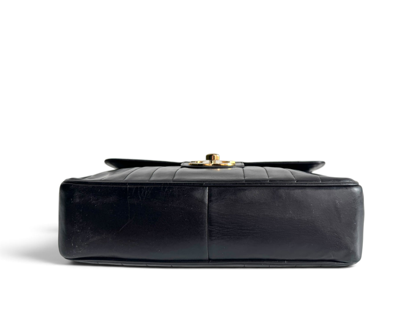 CHANEL Lambskin Vertical Quilt Jumbo Single Flap